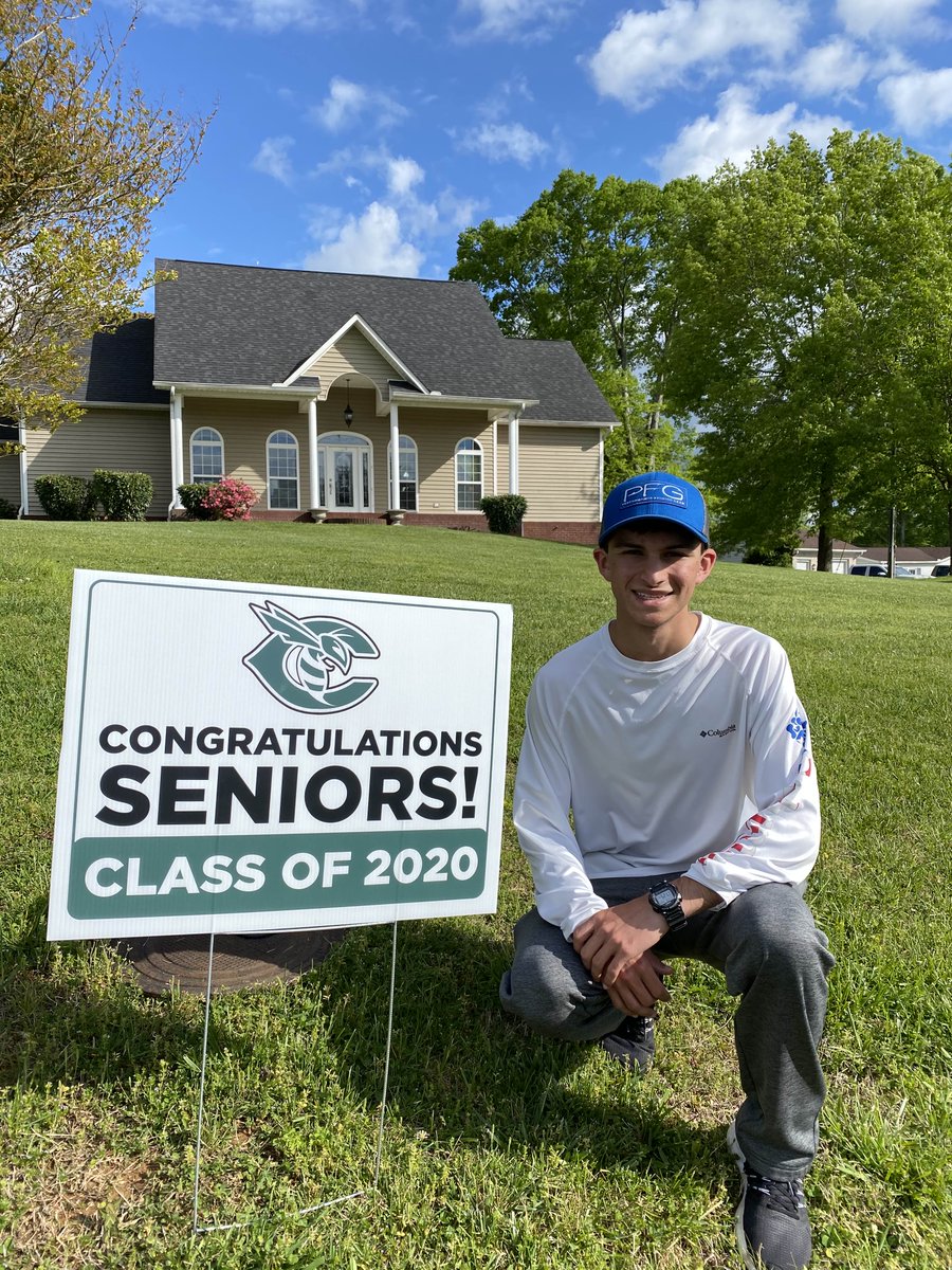 TheCarterHornet's tweet photo. Emory Chamberlain Class of 2020. Emory a member of the golf team https://t.co/hESDmZgnwf