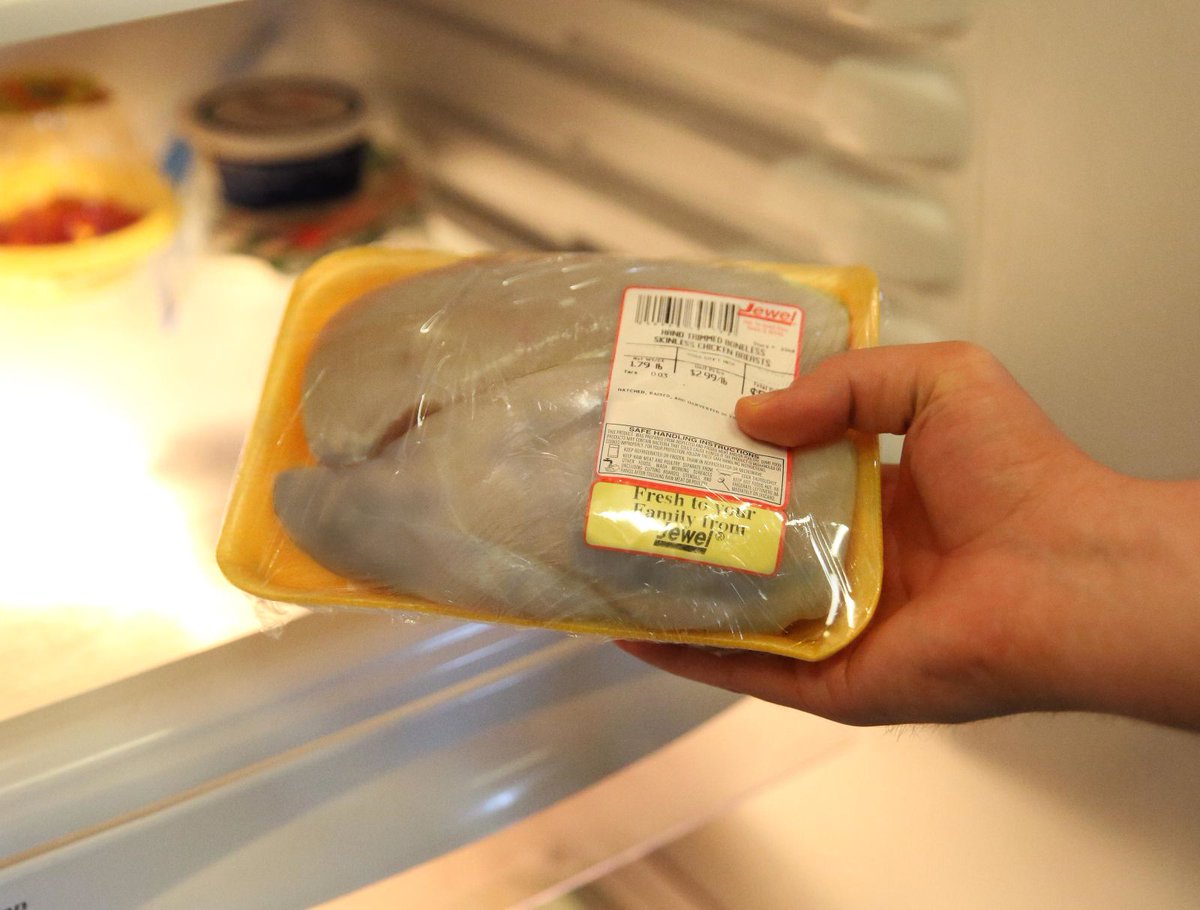 TheOnion's tweet photo. Factory Farm Chicken Rounds Out Miserable Existence By Going Bad In Man's Refrigerator https://t.co/RoaIKmbWsZ https://t.co/iNdPmQSreQ