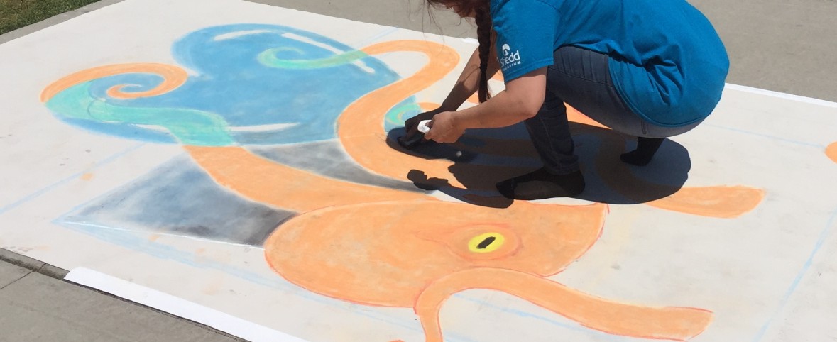 shedd_aquarium's tweet photo. Throwback to the art of Earth Day 2018 at Shedd. Get creative & make #ActWithShedd art for a chance to win a virtual animal encounter!
🎨Draw your favorite animal
🗣️Comment here with a pic of your art
💙Tell us why you want to protect it and use #earthmonthin in your tweet https://t.co/txG5S3Hh3e