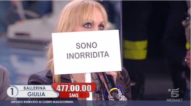 demag0gica's tweet photo. Anche oggi il calcio è più importante delle università #Conte https://t.co/WPyCKpJk82