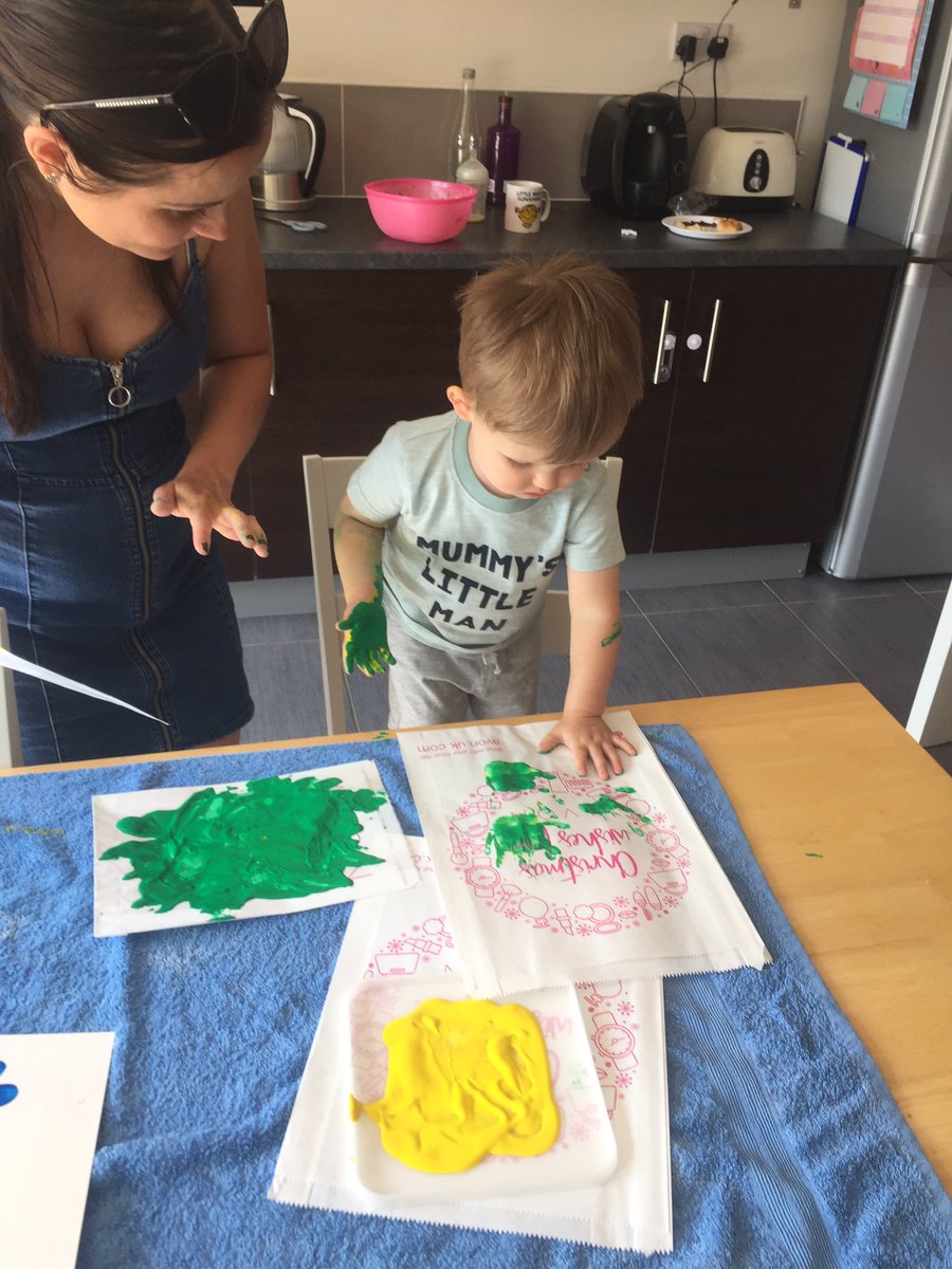 dspeckman's tweet photo. Painting fun 🥰 https://t.co/b4Y3wlQEfd