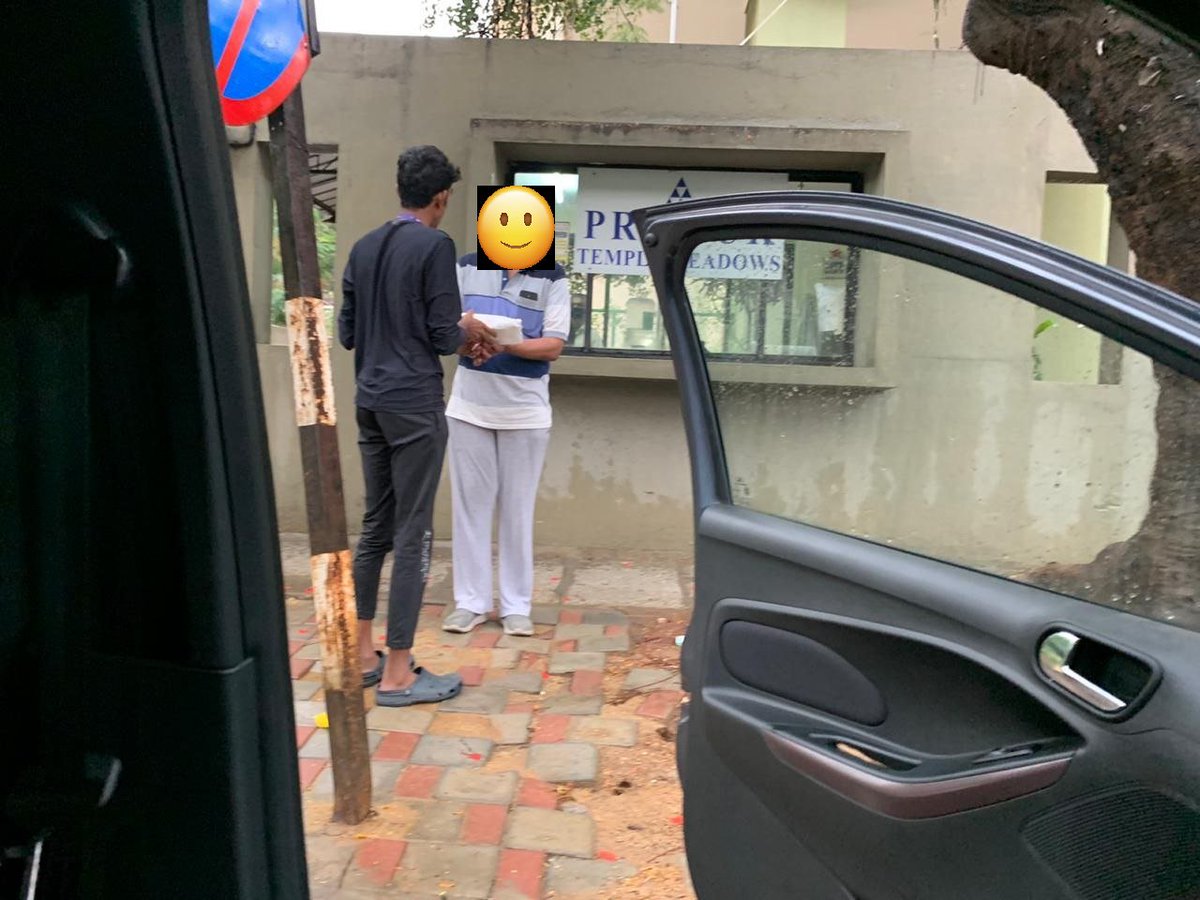 surnell's tweet photo. #IndiaFightsCorona #MysuruDivision Volunteers once again coming to the rescue of a Patient in #Mysuru who was running out of Cancer Medicine. Request was serviced with 24 hours. @yashas1999 drove back from Mysuru &amp; with @nishithatweets coordinated this. Amazing commitment https://t.co/UgsbIYVj6F