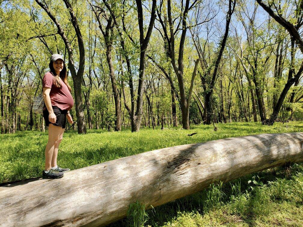 MaggieBikesKC's tweet photo. Beautiful, socially distant walk on the Blue River Trail today! Such a great asset— thanks @KCMOParks! ☀️🌿 https://t.co/m0f7lHq1Vj