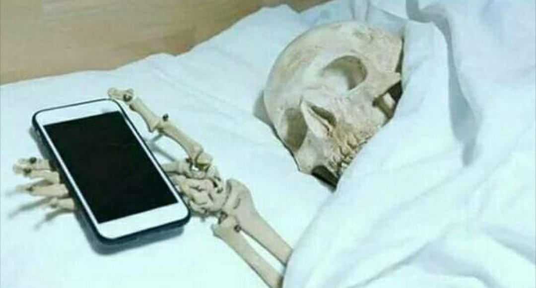 nayyereshi's tweet photo. Waiting for men to realise their mistake🙊 https://t.co/fFfZLHaXRJ
