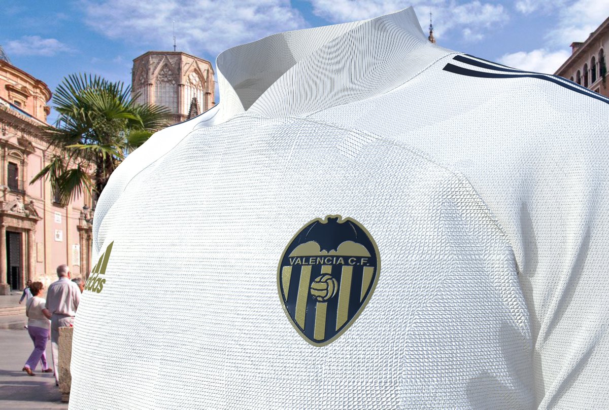 alisDZN's tweet photo. Playing around with #Condivo20.
It's been a while since I last rendered a shirt...
#render #jersey #valencia #adidas #condivo https://t.co/vNhzlsTz1s
