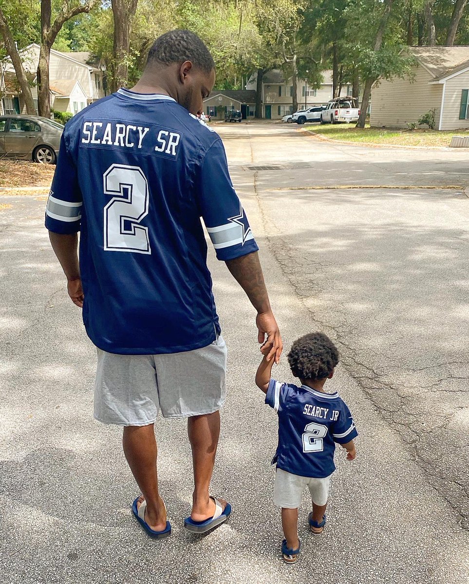 Djscoota904's tweet photo. Let Dak &amp; Zek go.. Me and Rj ready now! @dallascowboys  🏈🤞🏾#NeverForgetLoyalty https://t.co/wVuSyza4Tu
