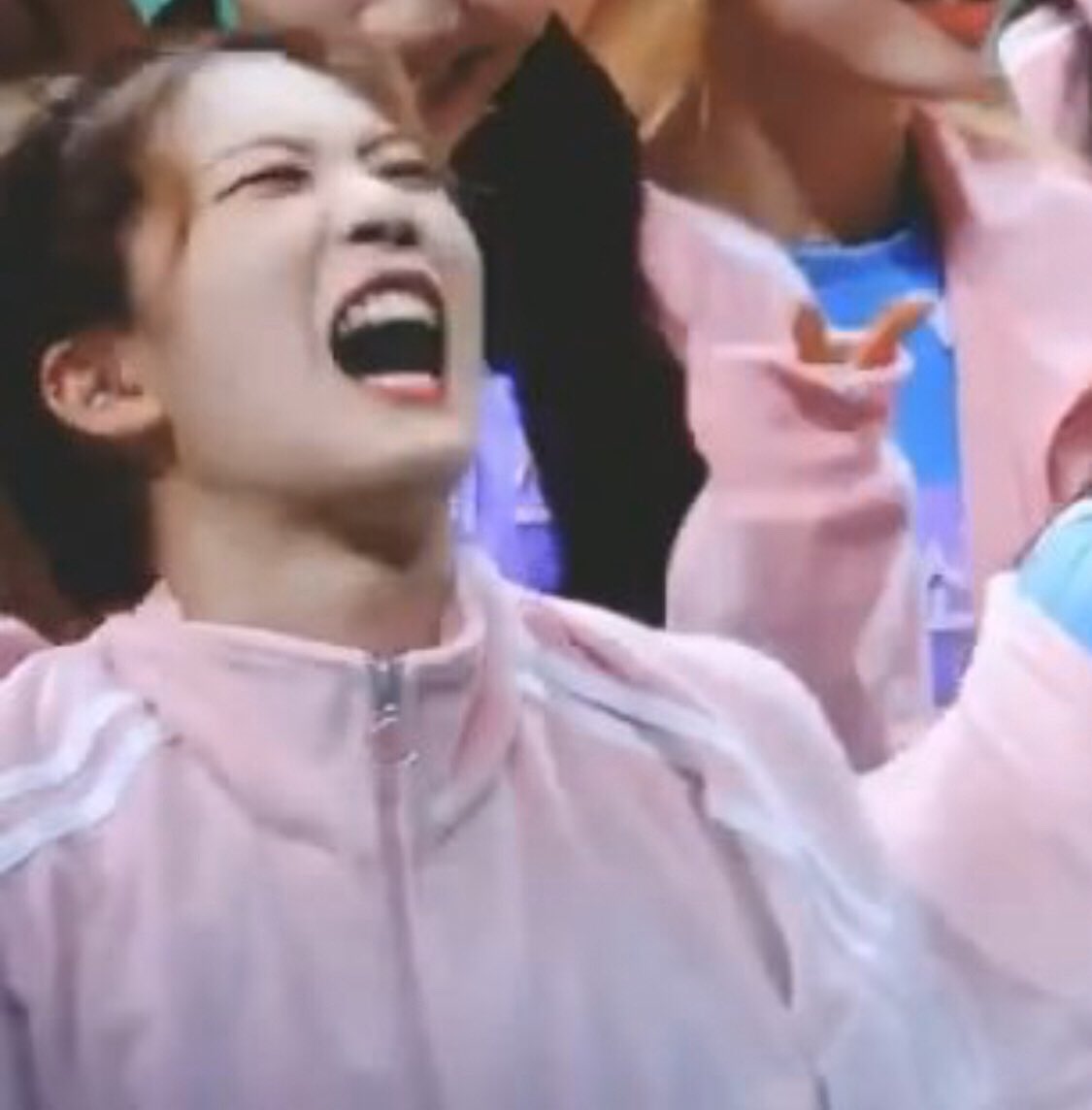 kim lip? nah, the kim laugh thread