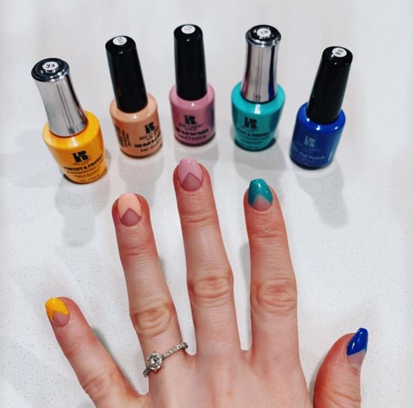 redcarpetmani's tweet image. Sunday Funday would not be complete without an ultra bright mani! Don't you just love this negative space manicure by @hairmakeupandbeyond ? #RCMBabes #RedCarpetNails #DIYgelnails