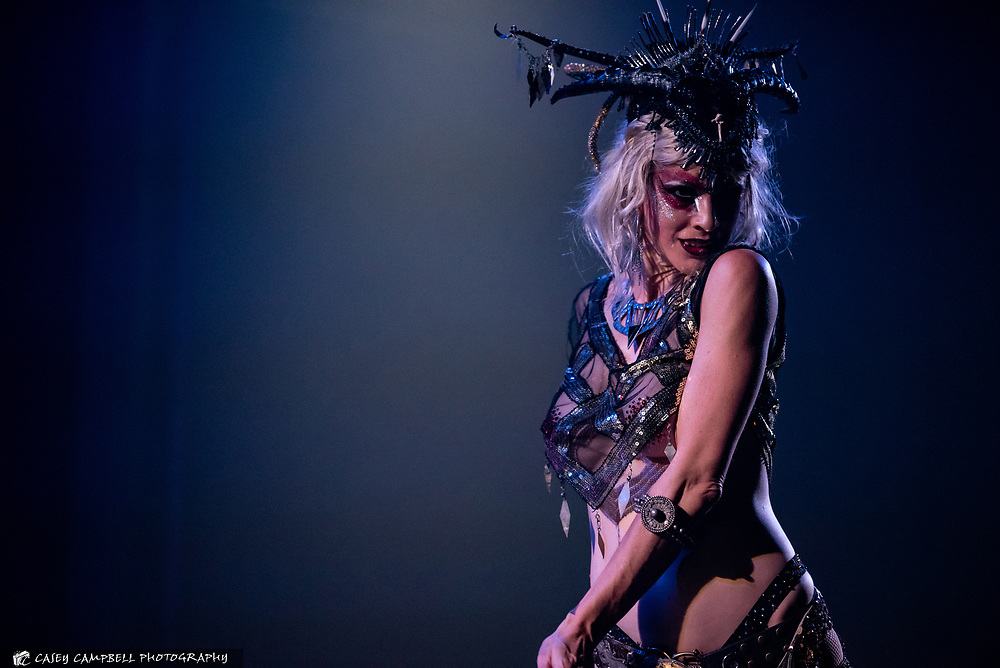BurlyOregon's tweet photo. Our 2017 Queen of Roses, Natasha Riot has not only mesmerized the audiences of the Oregon Burlesque Festival, year after year but also those of our #PDX sister fest, Metalesque Fest !

Photo: @caseycampbellphoto
#OrBF  #Portland #KeepPortlandWeird #QueenofRoses  #MetalesqueFest https://t.co/kFHUZFloUm