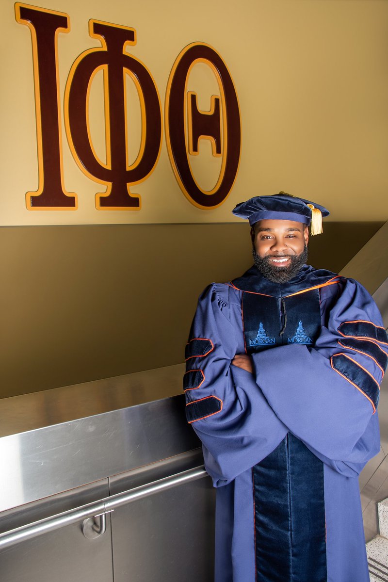 TRaphaelMorgan's tweet image. I rise! Bringing the gifts that my ancestors gave, I am the dream and the hope of the slave. #BlackAndTerminal #PhinisheD #BlackMaleDoctor #BlackDoctor #PhD #HigherEd #StudentAffairs #BlackScholars #BlackScholarsMatter #MorganStateUniversity  #BlackBoyMagic  #BlackPhDs #HBCU