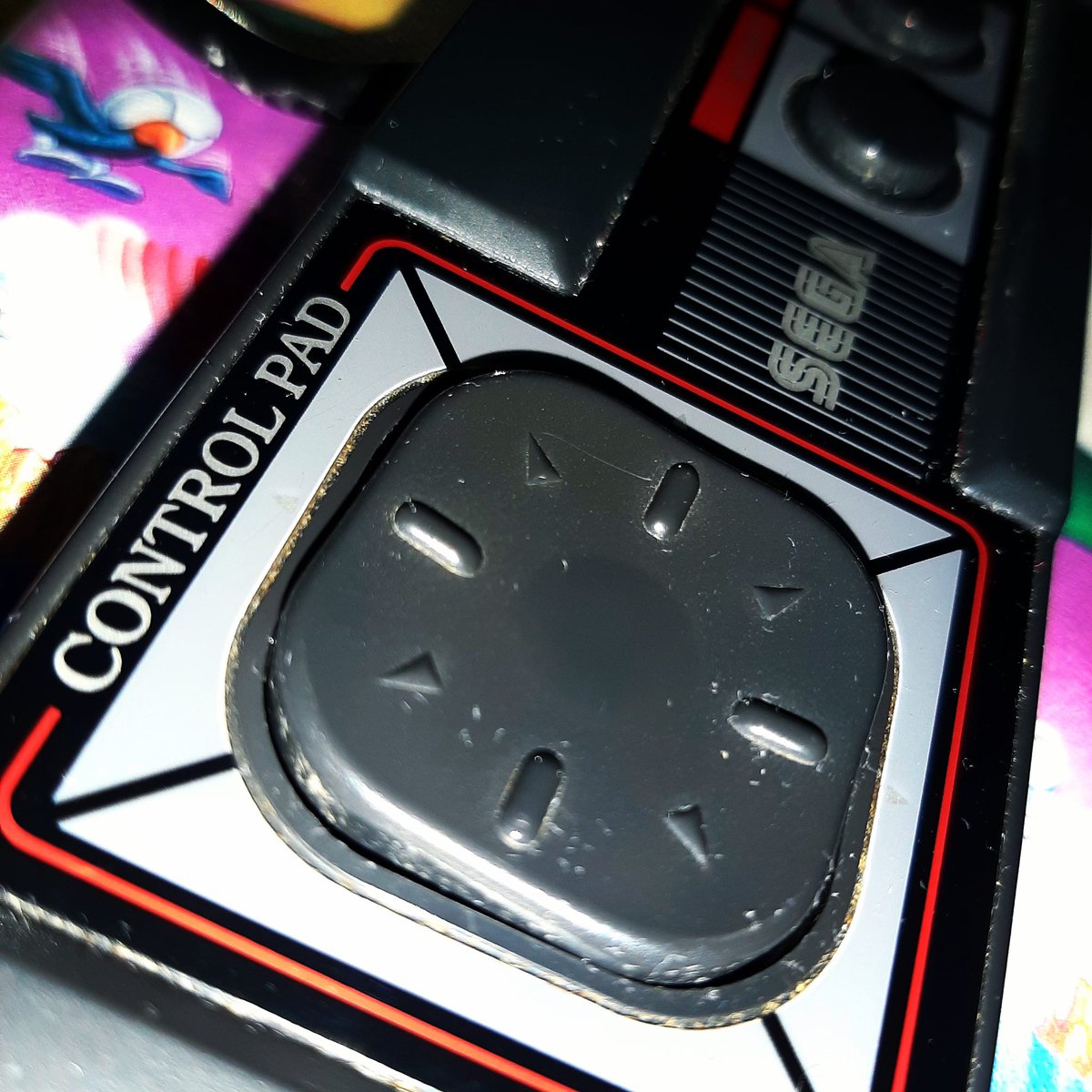 MasterSystemII's tweet image. Probablemente el mejor control pad del mundo...previo raspado y pulido. 🎮🎮🎮
.
#MasterSystemII #controlpad #sega #segamastersystem #masterrace #retroplayer ##mastersystem