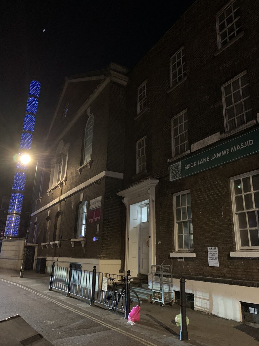 Night 3: Brick Lane Masjid. The hub of Bengali uncles all over East London. However, tonight, it is empty. The street was still well lit and they’ve still got their minaret light thing so it’s not got that gloomy feel but still. May Allah allow the masjid to be packed again soon!