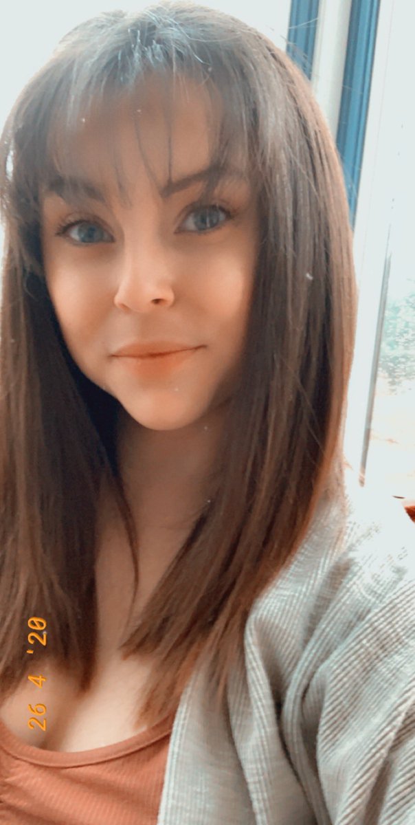 pepperonibetch's tweet photo. Iβm really psyched about my #quaranbangs #bangs!!! https://t.co/MA5SuHhVgG