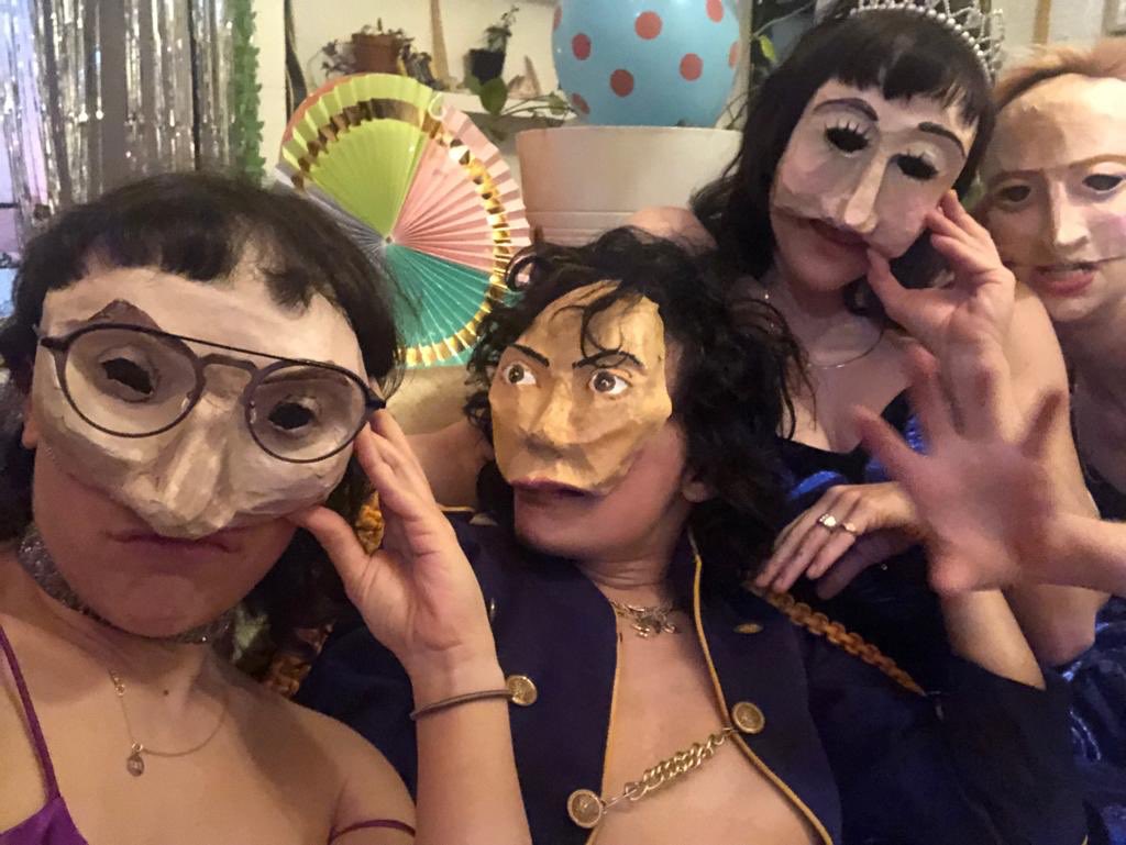 Roberta Colindrez tweet media