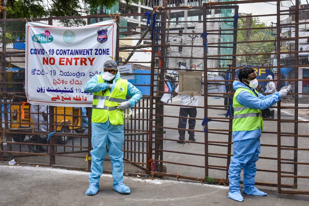  #Coronavirus news live updates:* Twenty-nine  #HealthCareWorkers of Baba Saheb Ambedkar Hospital in Delhi tested positive for  #COVID19* PM, CMs to discuss graded lockdown exit; India's records more than 27,500 cases