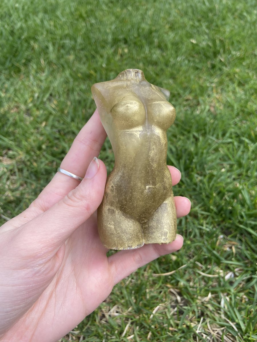  Statue Auction! Winner will receive the pictured golden male and female statues!- Starting bid $30 USD- Bid in increments of $1- Winner adds $3.50 for shipping- Please tag who you outbidAuction ends 4/27/20 at 10pm est!