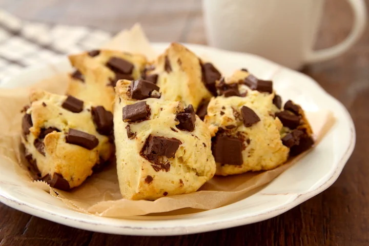 天ぷら粉で焼き菓子が作れる？！「チョコチャンクスコーン」のレシピ！