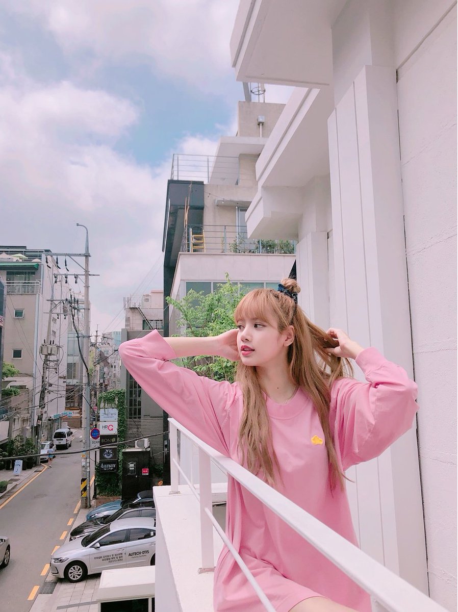 nininidodong's tweet photo. Goodmorning everything, mukha akong tao dito wow
#MDGoesToJapan
#MDFirstAnniversary
#MyriadInWonderland https://t.co/JLlb3DwsGP