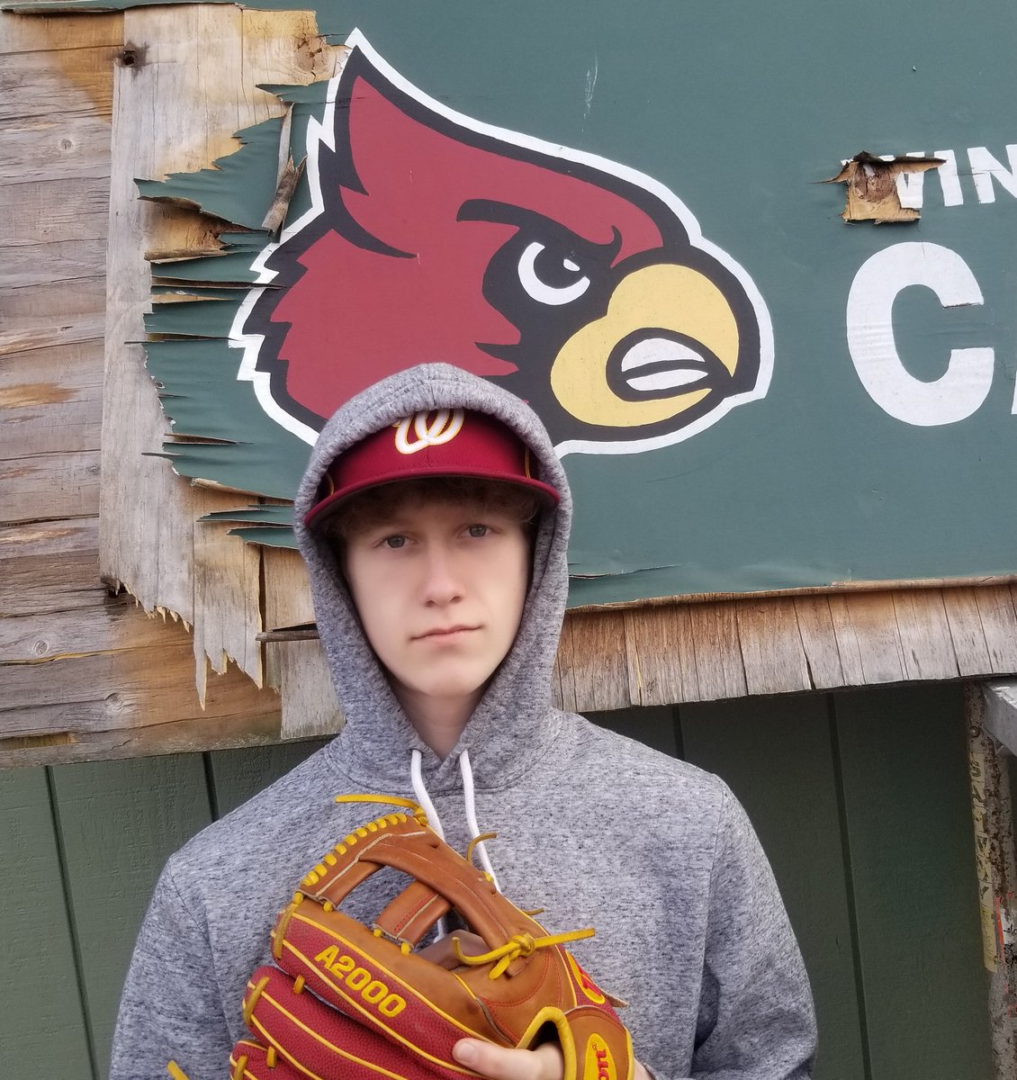 winlockbaseball's tweet photo. @the_daily_news Some much appreciated and well deserved recognition for a group of hard luck dirty birds.
Miss these guys.
#elbowsin #cardhard https://t.co/vBm2fl4h1I