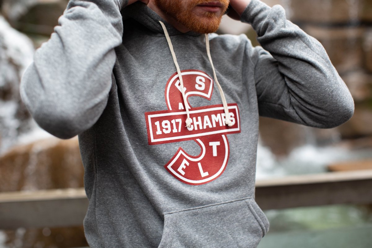 The excitement continues to build as we're closer than ever to seeing NHL Seattle in action. Check out brand new markdowns on our vintage hockey collection - some of these items won't be returning to stock!
simplyseattle.com/collections/se…