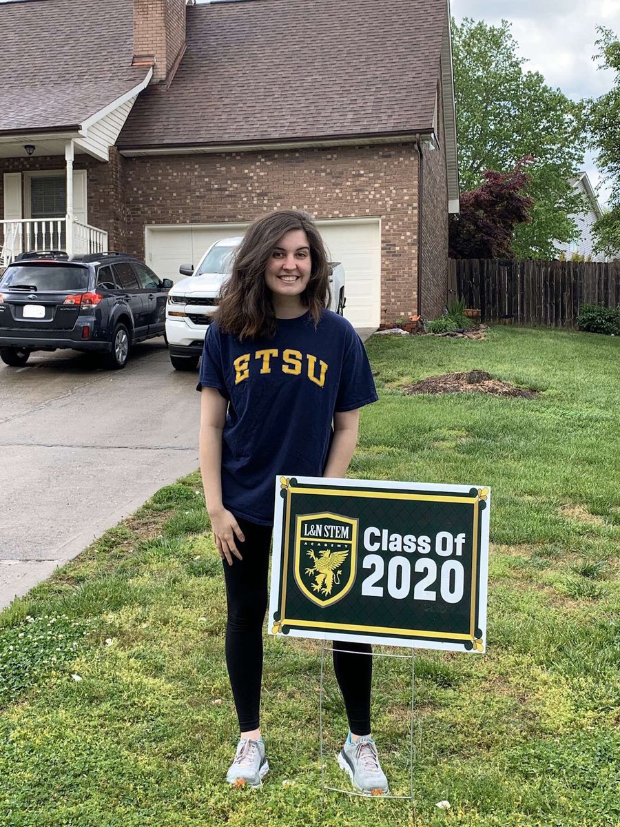 LNSTEM_PTSA's tweet photo. Please congratulate our 2020 seniors! @LNSTEMAC @LNSTEM2020 #gryphonsclassof2020 #gryphonproud https://t.co/Ak5xF34tNZ