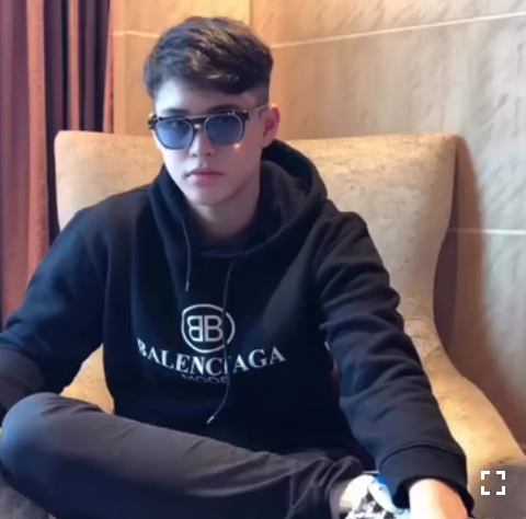 Cassandramond18's tweet photo. Ang gwapo nman manong 

KYCINE MagandangBuhaySaECQ https://t.co/kvGI40Lgox