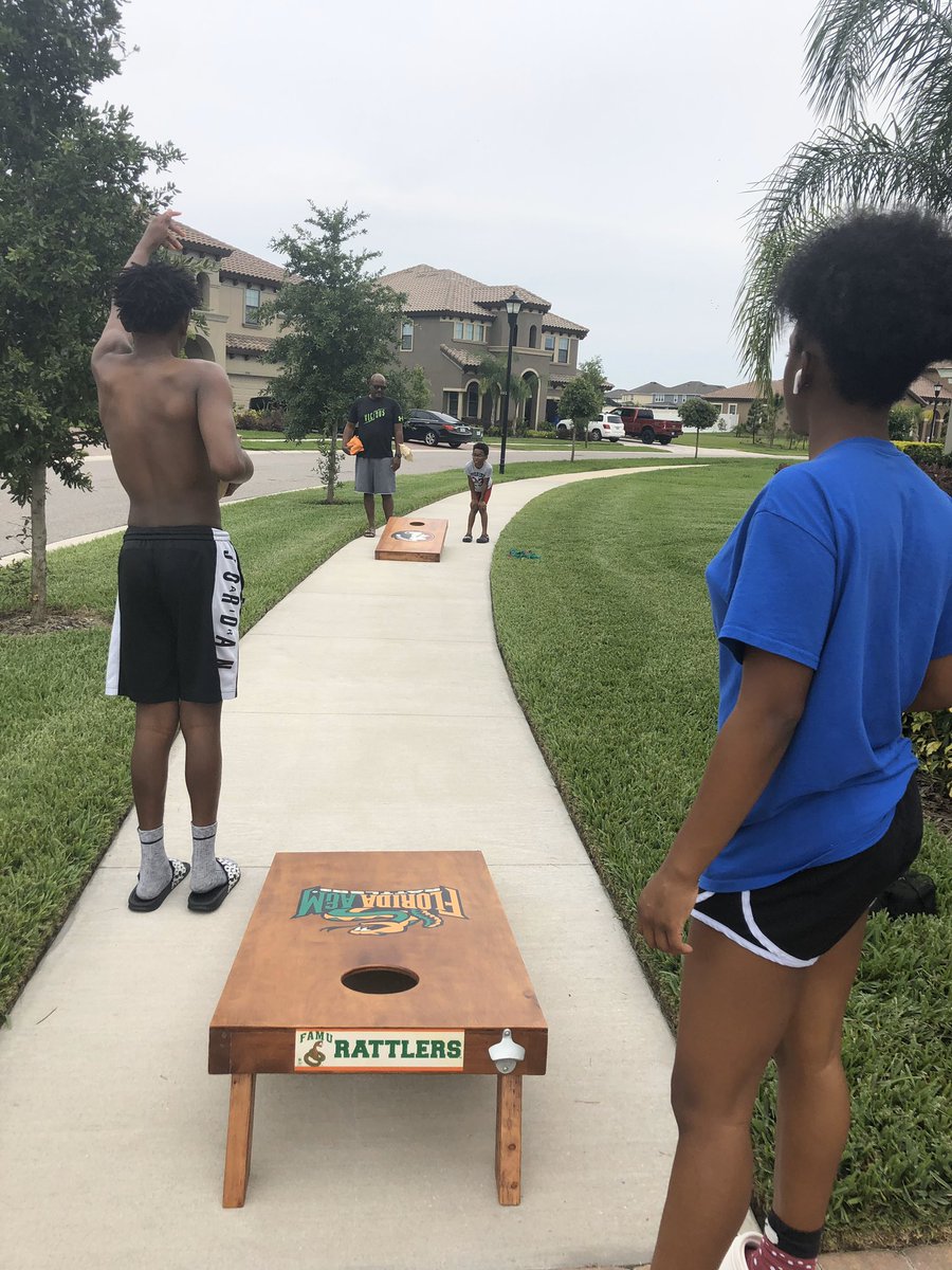 lit_infinitive's tweet image. U know the vybes! 

Chey &amp;amp; I smoked ’em

#famumade 
#gonoles 
#SundayFunday