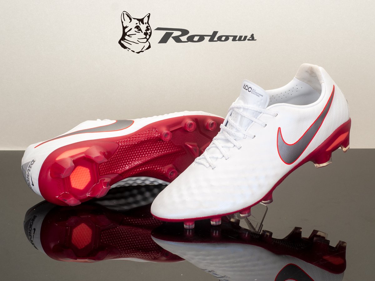 Rolows ロローズ ありがとうございました Nike マジスタ オブラ 2 エリート Sg x Asics ウルトレッツァ Ai のハイブリッドを製作させていただきました オーナーの実用性と配色の拘りの実現をお手伝い出来て嬉しくおもいます 蹴球系ではasics Rolows ロローズ ありがとうございました Nike マジスタ オブラ 2 エリート Sg x Asics ウルトレッツァ Ai のハイブリッドを製作させていただきました オーナーの実用性と配色の拘りの実現をお手伝い出来て嬉しくおもいます 蹴球系ではasics