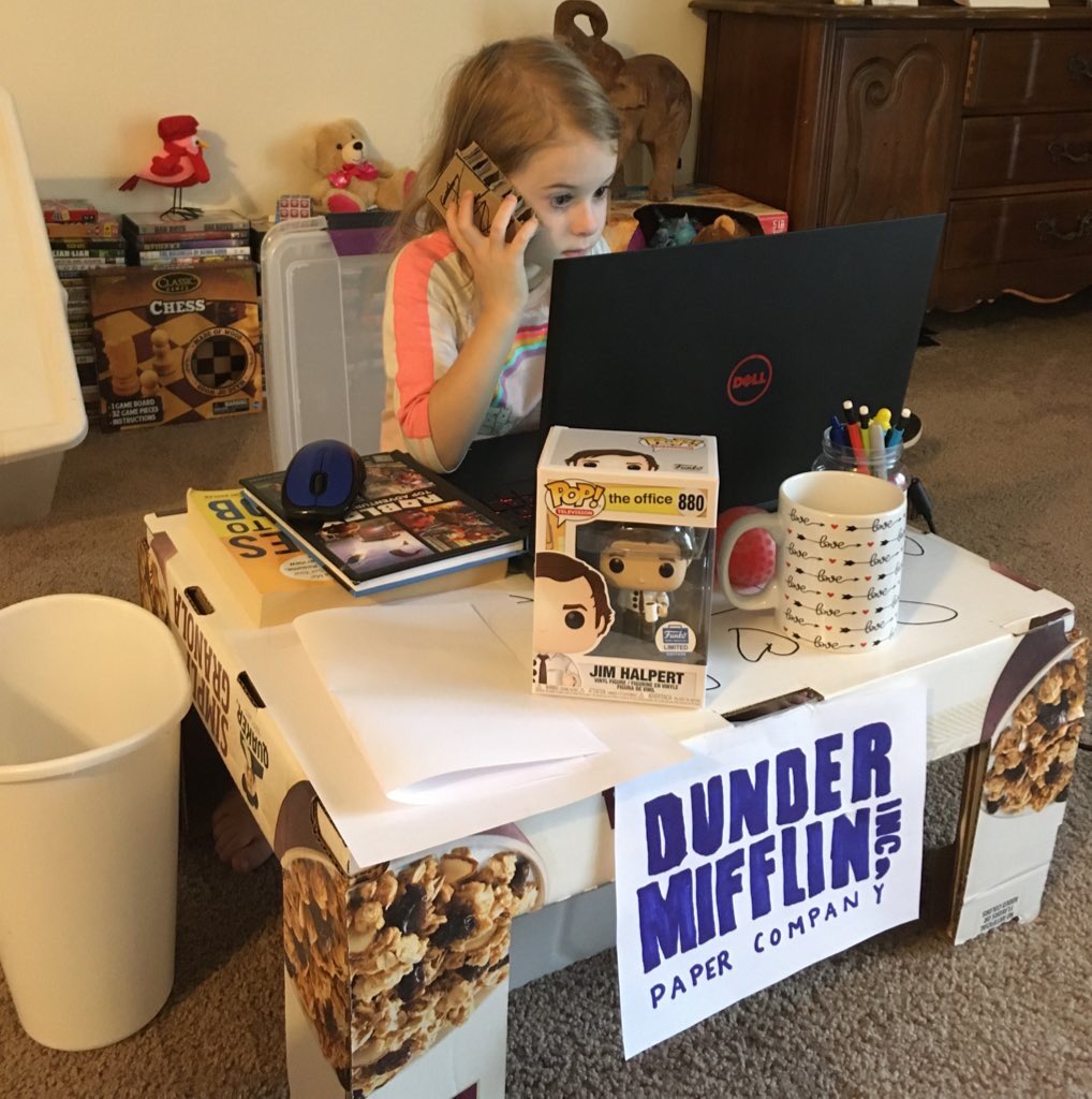 MySmileIsAMask3's tweet photo. @johnkrasinski @jennafischer @SteveCarell @rainnwilson my daughter wanted to make her own little Office so I made her a Dunder Mifflin sign and she’s got @ItsJustJohn18’s Jim Halpert POP on her desk since we don’t have a Dwight bobblehead 😂 #theOffice @funko https://t.co/wRyQJUd9TX