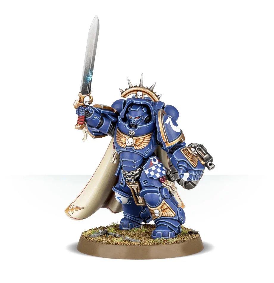 It's just struck me how strange it is that if you want a regular Gravis Captain you have to buy one of a couple of big boxsets that they're in. Having a special one unique to a box is common but this is a whole unit type that is completely unavailable (from GW) outside of them.