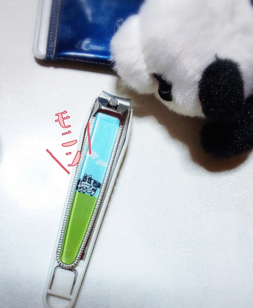 Chage 本日は爪を整えます 僕はギターを弾くために爪を整えるのですが貴女たちは爪に色んな細工を施すのでしょう よろしければ 今までの自己ベスト的な作品を ツメクリ部 にupしてくれませんか 楽しみにしてます そういえば爪切りの時 僕は考え事