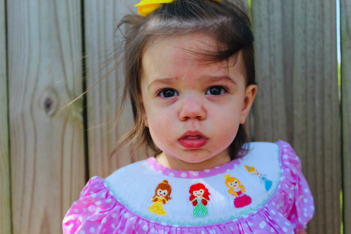 I love you with my entire being #girlmom #mommasgirl #notreally #shelovesherdaddymore