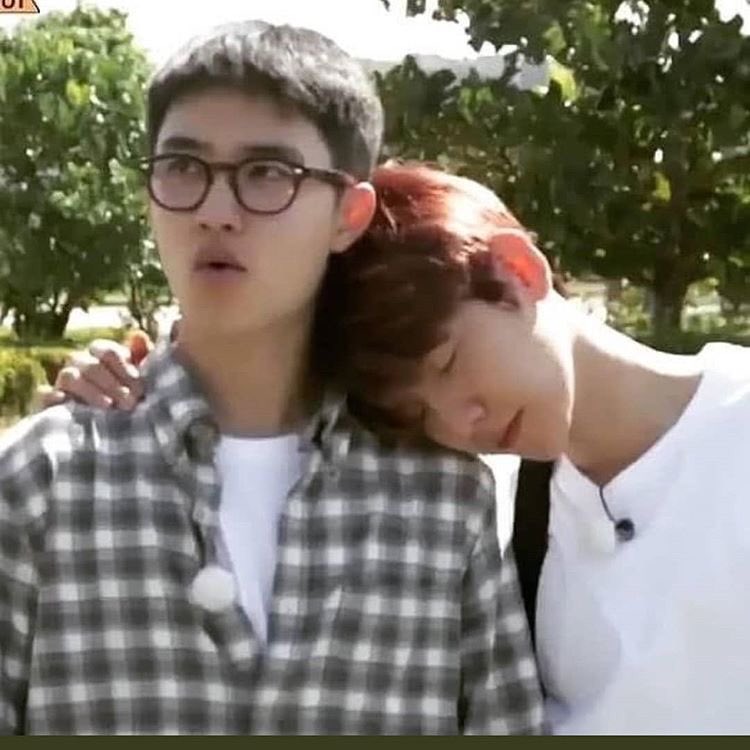 BaekSoo being friendship goals[★彡 α вєαυтιfυℓ тняєα∂ 彡★] @weareoneEXO  @B_hundred_Hyun  @layzhang  #EXO