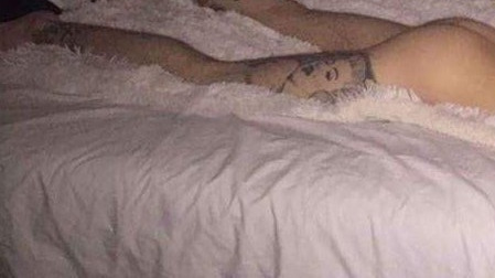 ozzbxl's tweet photo. melhor casal quem concorda respira https://t.co/ILmQAQE9BB