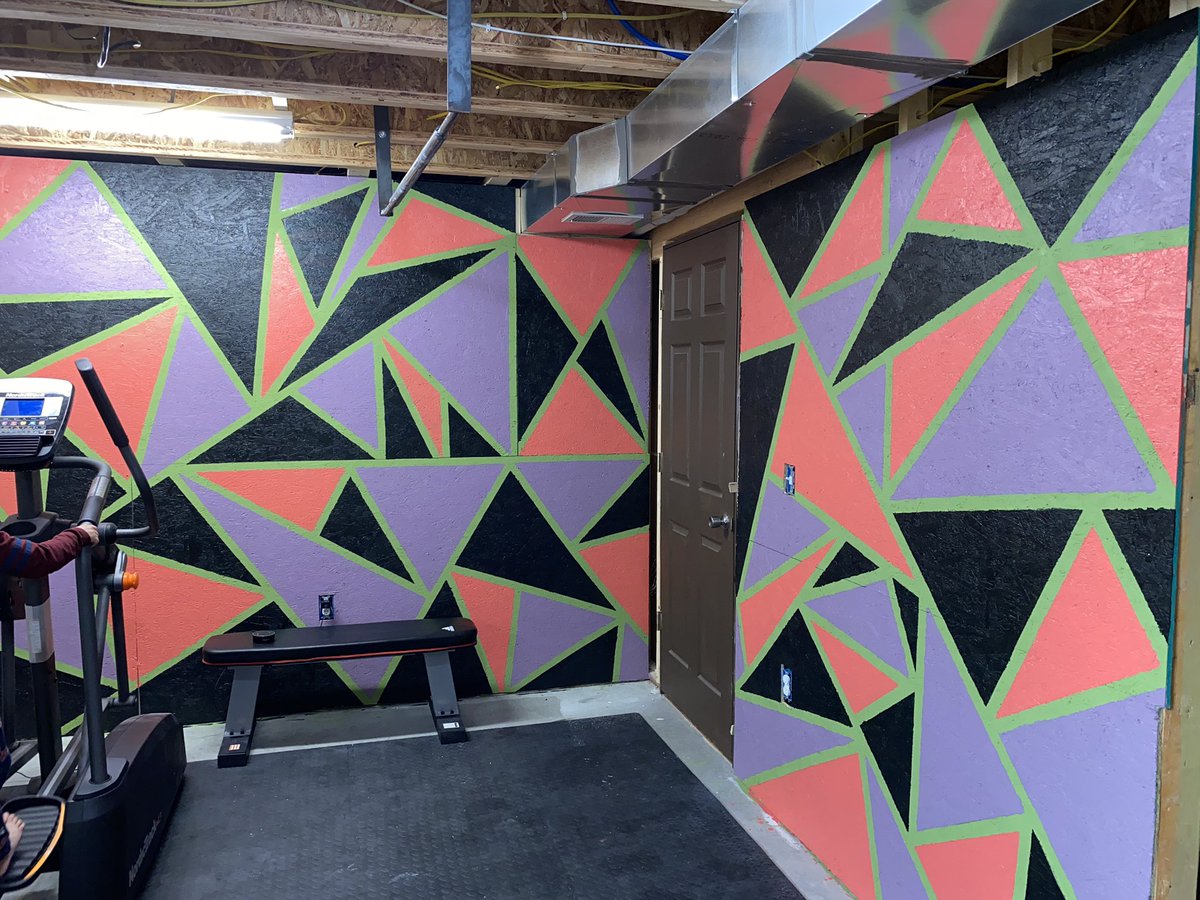 mrs_boods's tweet image. So excited our little home gym is coming together! 💚💜🖤 It definitely brightened it up and thanks to my hubs @m_boods for always helping me and for putting in another light for us. 💗 #HomeGym #SoBright #Fun #TheNewNorm