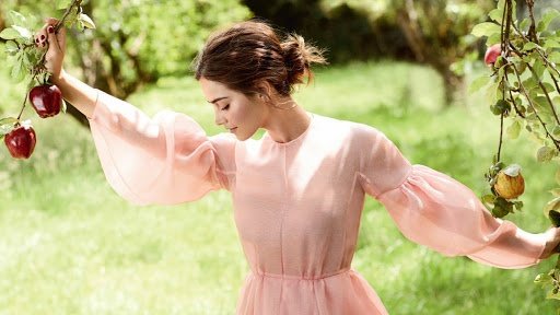 Happy birthday to the absolute angel that is jenna coleman 