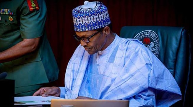 daily_trust's tweet photo. As COVID-19 lockdown ends today: Pressure mounts on Buhari to relax restrictions https://t.co/KqmMK7PojA https://t.co/76Y00VexpA