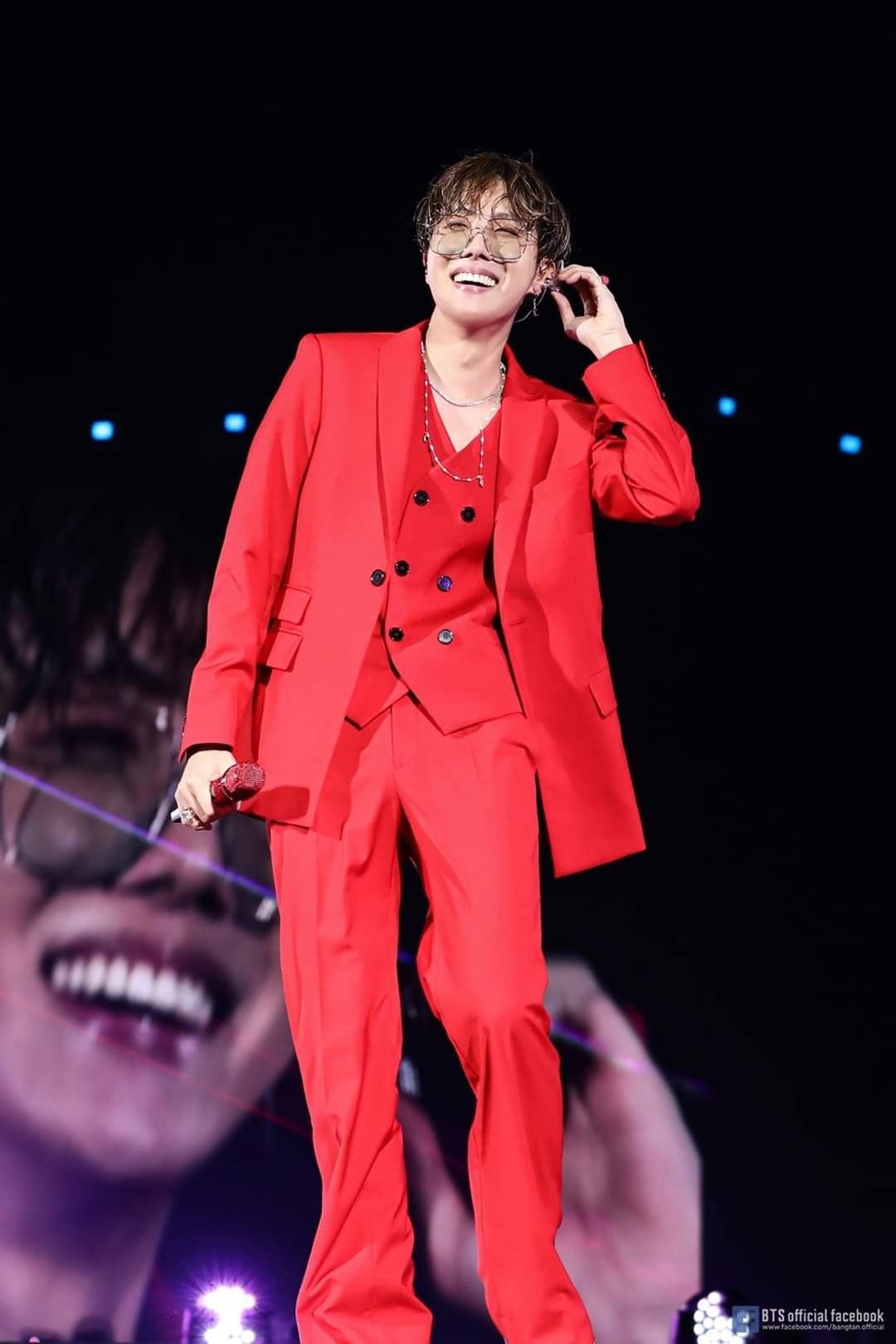 hobi posts on X: red suit hoseok hits differently #jhope #제이홉   / X