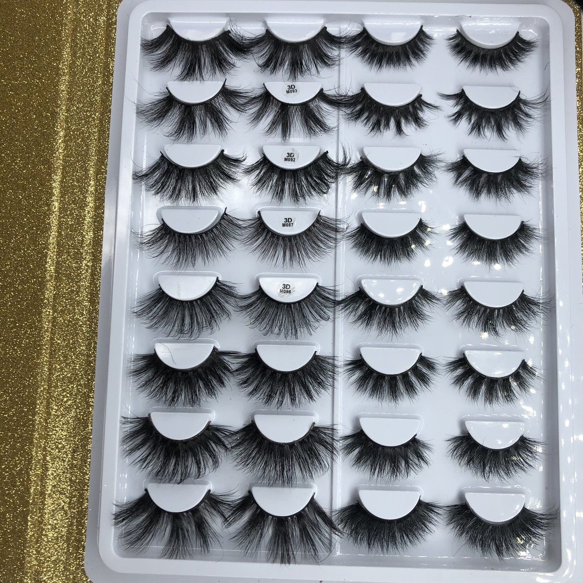LashDOutEk's tweet photo. Small business thread !😁
Reply w/ your small business or tag a friend who has a small business. I’ll start✨!
My Business is Lash’D Out Eyelash Kollection. I sell 3D mink lashes💞. Instagram: https://t.co/h2ahY9THo2 
#Like #Share #supportsmallbusiness #support #Retweet https://t.co/70JwRZ1ldT