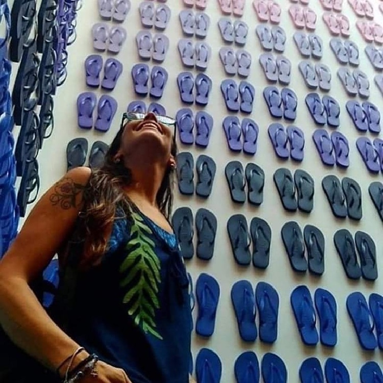 jovanca10s's tweet photo. Which color?
.
#color
#colorful
#sandals
#colorfulsandals
#havaianas
#sandalhavaianas https://t.co/cSzICzoBIM