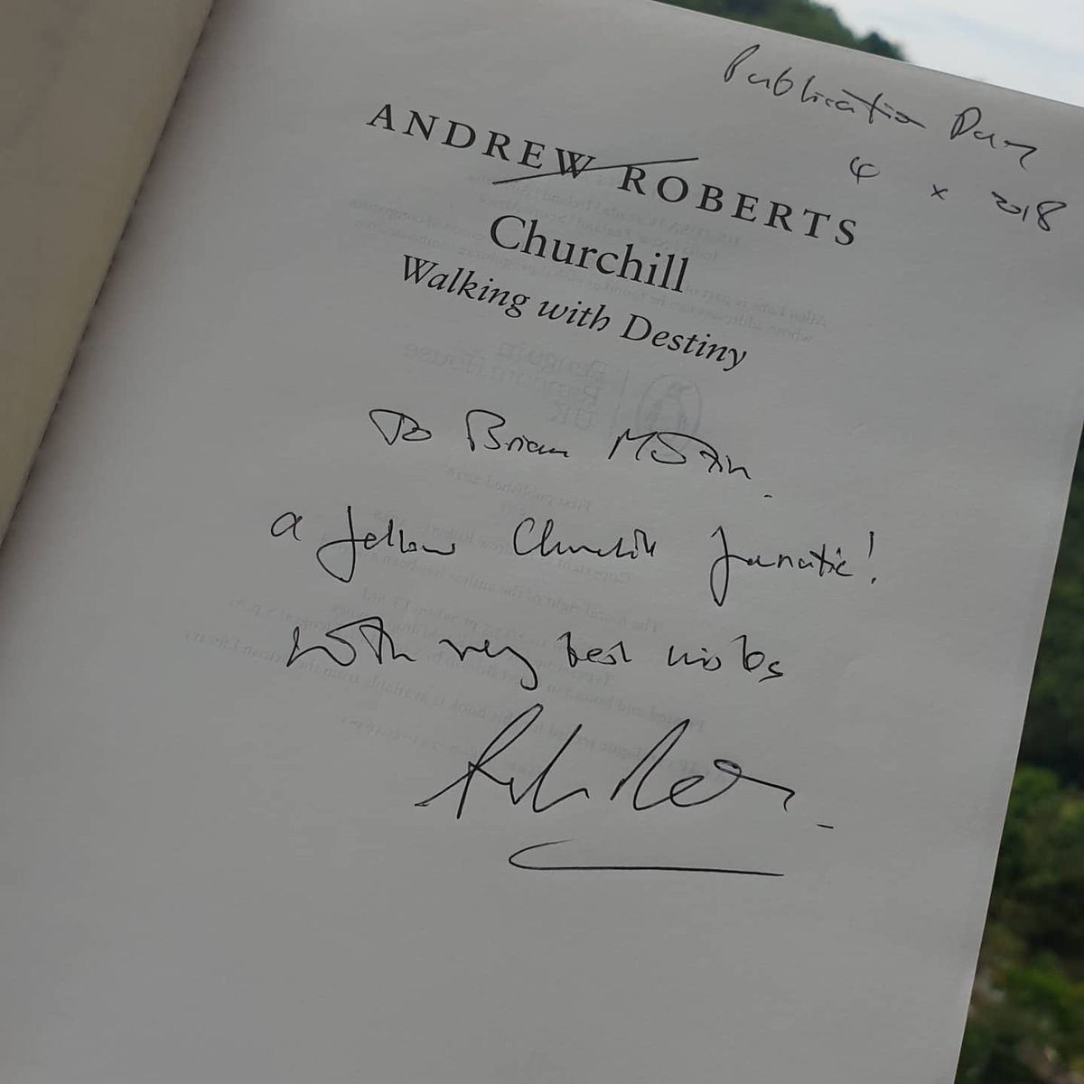KlangRed's tweet image. #16outof53
This 1000-page book took me 17 days to finish! Churchill: Walking with Destiny is such an engrossing read. Highly recommended. Bought it in Oct 2018, on the day it was released in London &amp;amp; was lucky enough to meet the author @aroberts_andrew a week later. 
#abookaweek