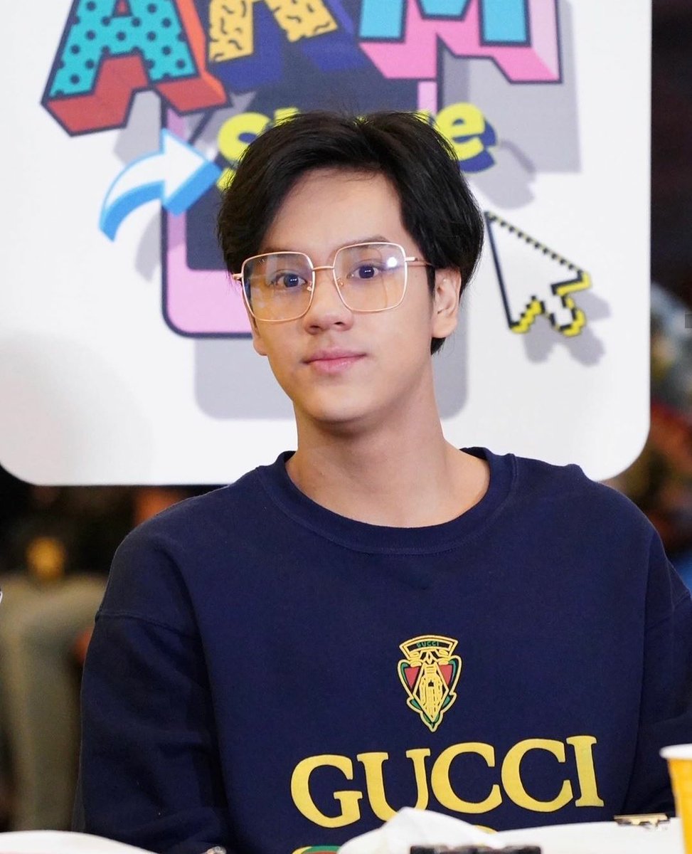 OhmNaMon in specs >>>>>>>>[ #ChimonWachirawit  #chimonac  #mynameisnanon  #NanonKorapat  #OhmPawat]; a thread