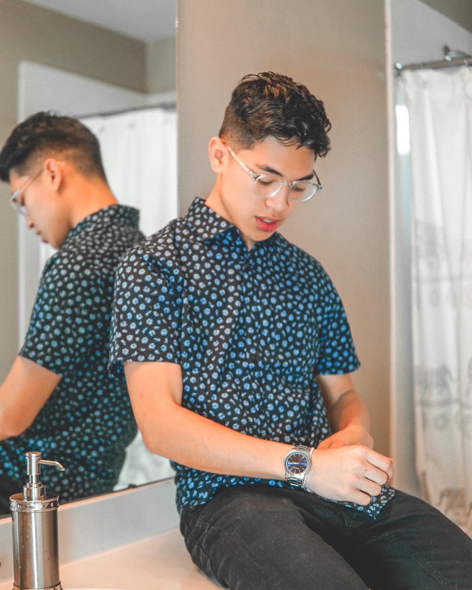 Martey_Tx's tweet image. 📸✨ ^*+ @express my new favorite shirt :) the floral design is gonna be perfect for the summer ♡ ♡ ♡

 #expressyou #expressmen #expresspartner