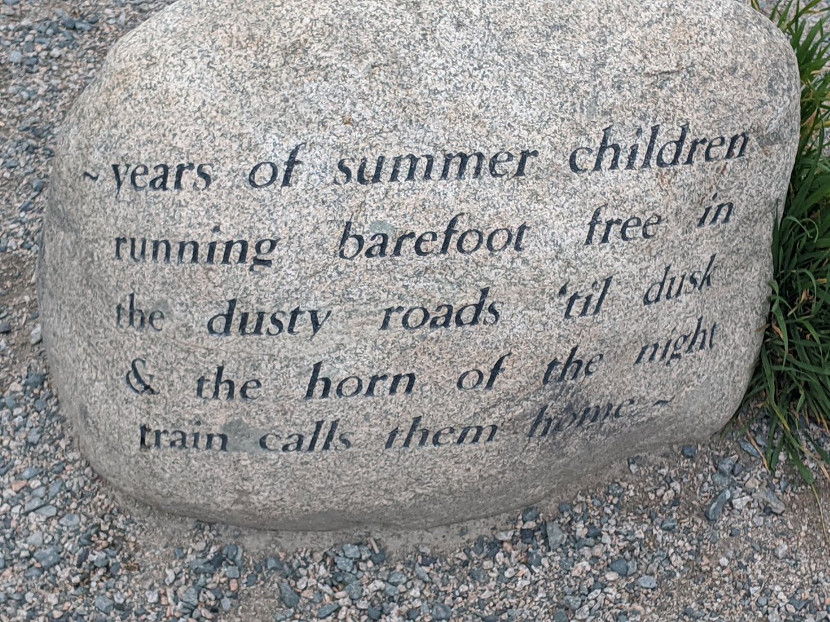crazeeadventure's tweet photo. So who knows the location of this Rock ?
#guessthelocation
#guesslocation https://t.co/sruEnA3158