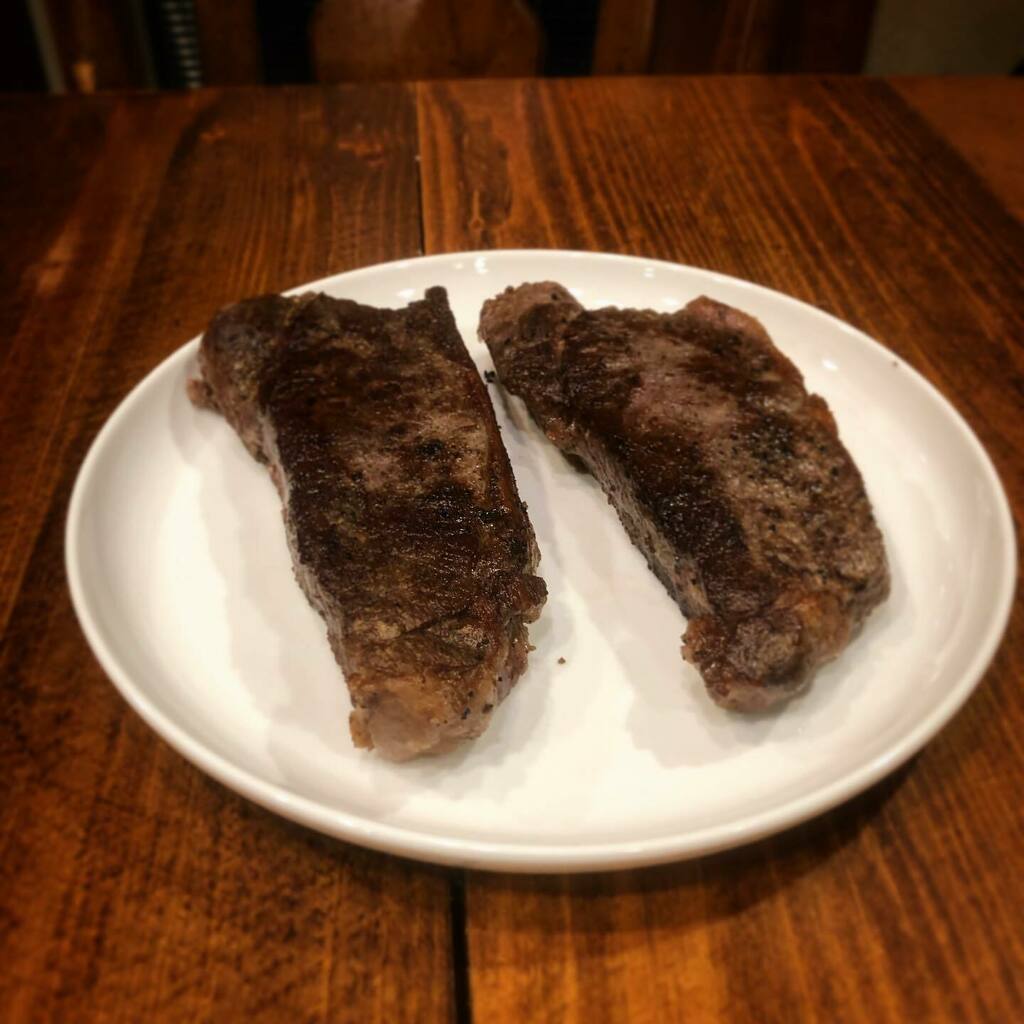 First sous vide steak adventure with Z. #eatingwell #foodup #sciencingfood instagr.am/p/B_eCbgAAC3q/