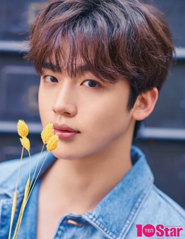 [#김요한][NEWS] [커버스토리] 'TEN Star' 김요한 ＂공백 끝 활동 시작, 성공에 대한 확신 있어요＂ (출처 : 텐아시아 | 네이버 TV연예) 

naver.me/xFQ8g5Tf

#KIMYOHAN #OUIentertainment