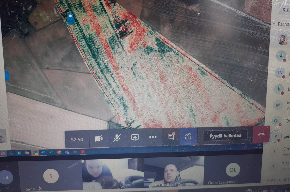 EllaAnu's tweet image. Timothy-soft leaved Tall fescue 6-0 in cold Finnish Spring,1st years grass. The red section is tall fescue&amp;amp;PRG growth, very "sleepy" while Timothy was already growing with full speed in +4'C. Nice to see the fields later also. #monitorfarm #discussiongroups @ProAgria