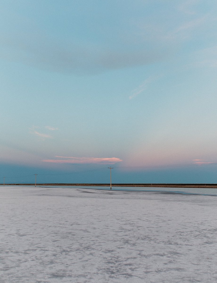 keelpapke's tweet photo. Blue hour is underrated...🌊 https://t.co/qAlpMXbwWA