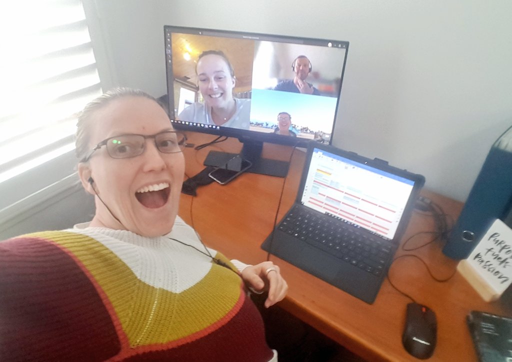 jkblue's tweet image. When I use my new monitor, it's *almost* like we are face to face. Actually, when your peeps are in Taree, Deni, Albury and Sydney, you are rarely ever face to face. A silly selfie from our crew to yours to say happy Term 2 and #TeachersRock 🤘🏻