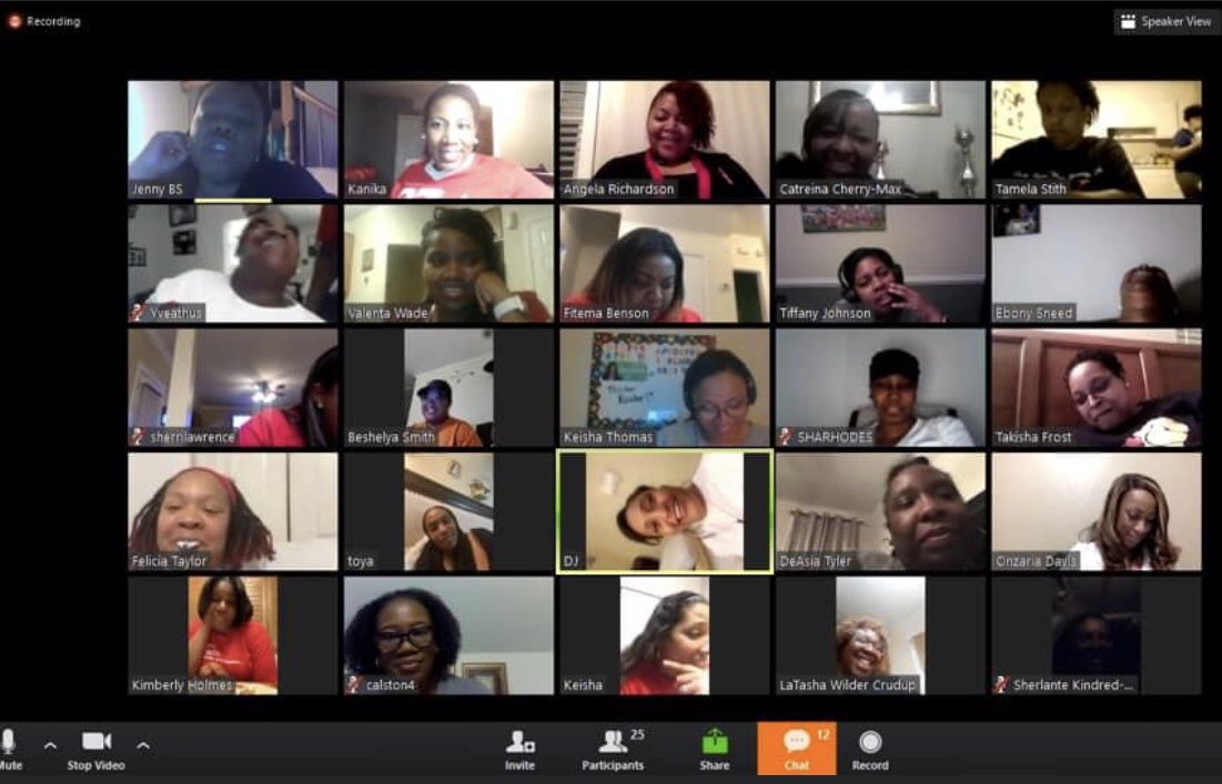Chanteal_Alston's tweet photo. Virtual hangout with my LSs #Spr2000 #20yearsadelta https://t.co/wtqKssGlgk